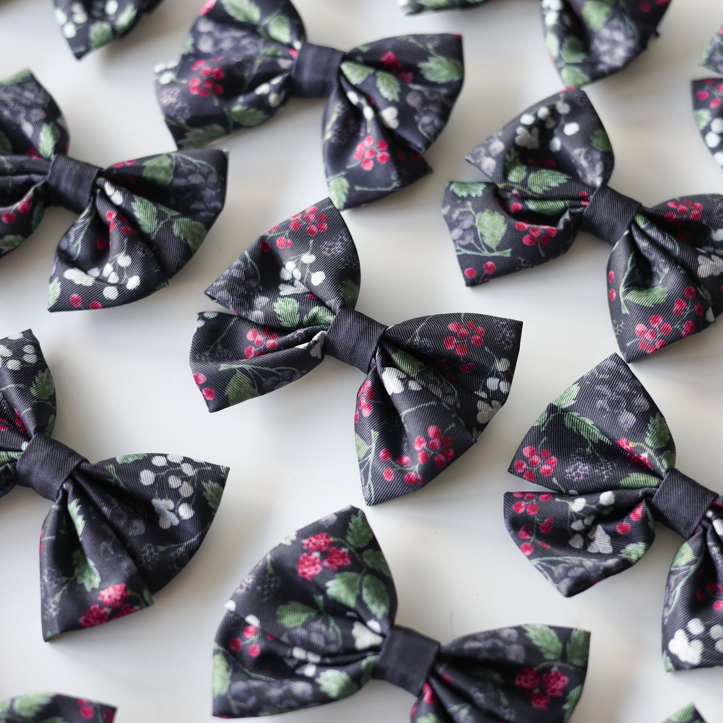 Sailor Bow Tie - Bramble Berry