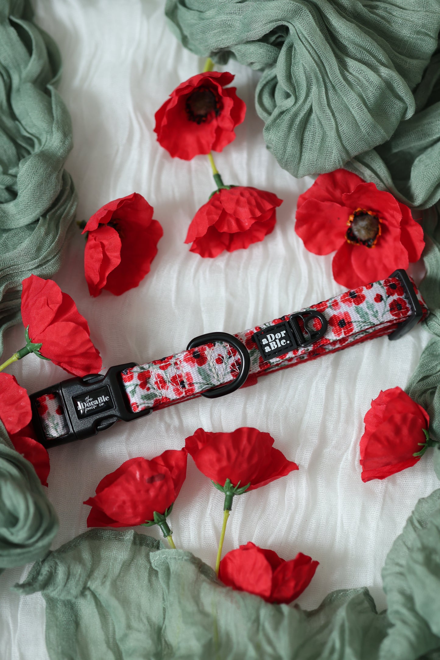 Collar - Painted Poppies