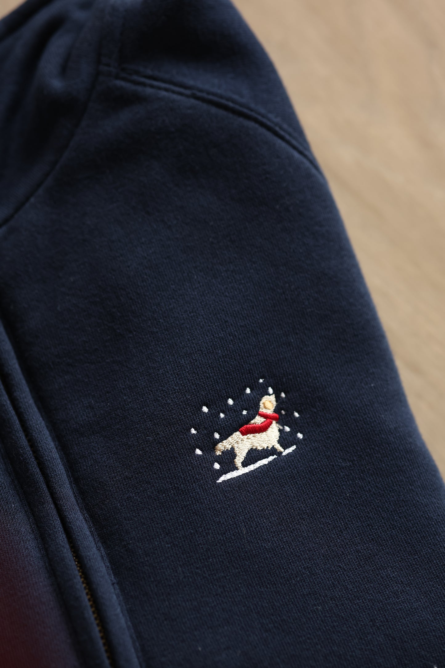 Embroidered Christmas Zip Neck Sweat - Golden Retriever - Navy - SAMPLE - Small