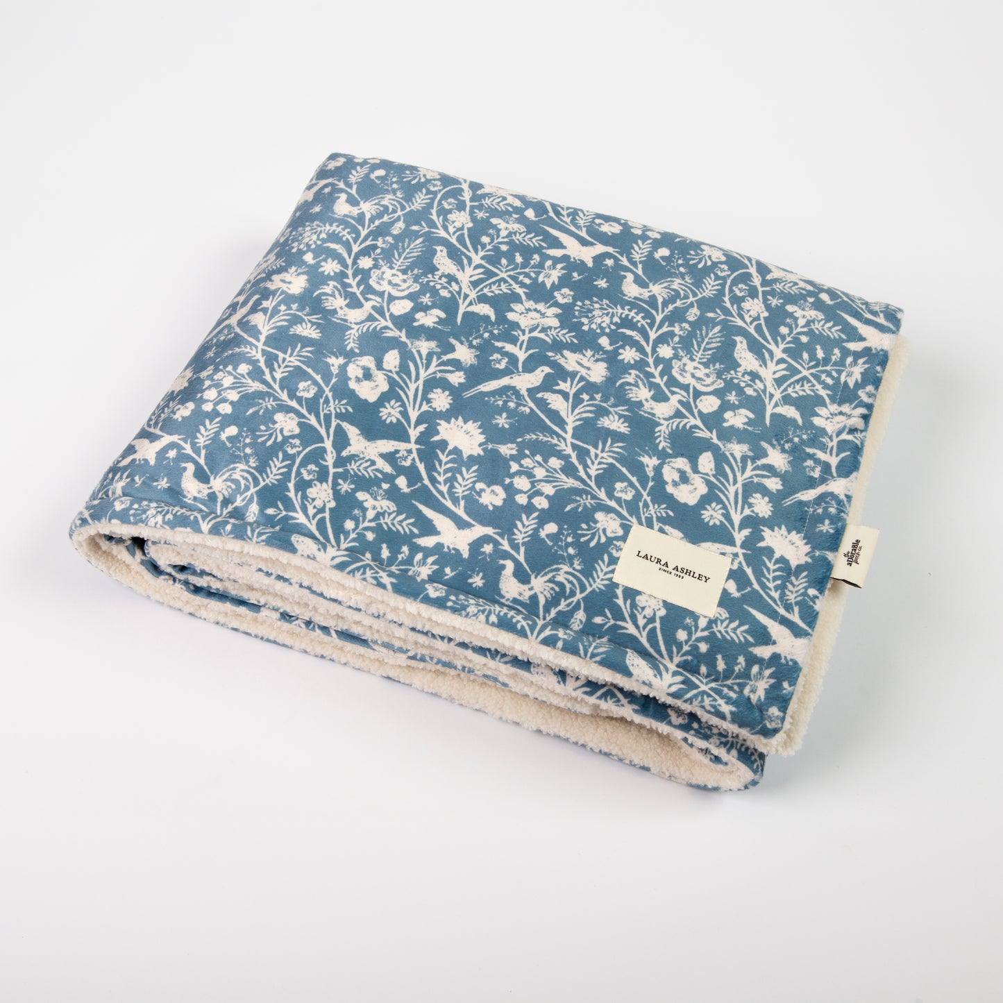 Laura Ashley Dog & Puppy Bed Blanket - Shepherd's Purse