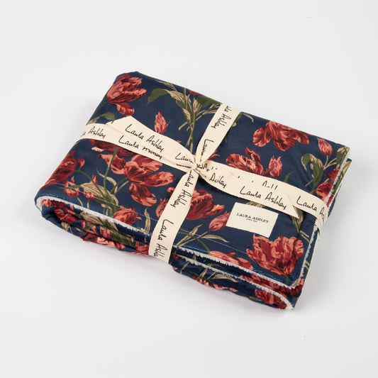 Laura Ashley Dog and Puppy Bed Blanket - Gosford Meadow