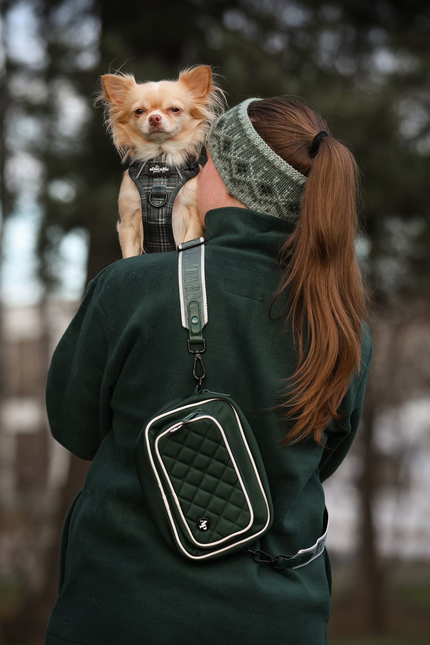 Quilted Dog Walking Shoulder Bag - Hunter Green