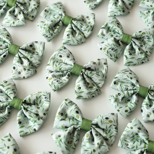 Sailor Bow Tie - Olive Grove