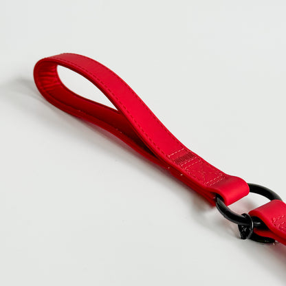 HydroFlex™ Two-tone Waterproof Dog Lead - Velvet Red