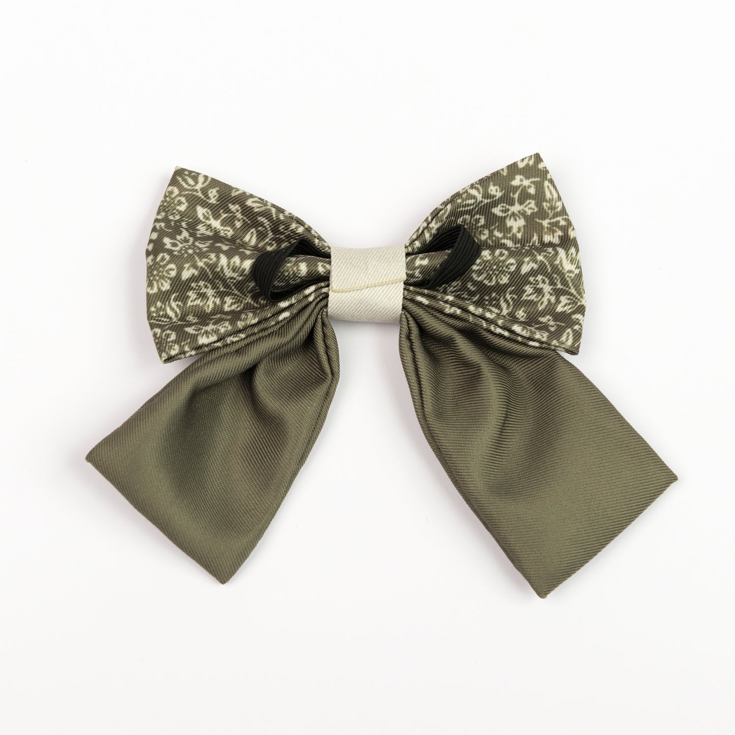 Laura Ashley Dog Sailor Bow Tie - Sweet Alyssum