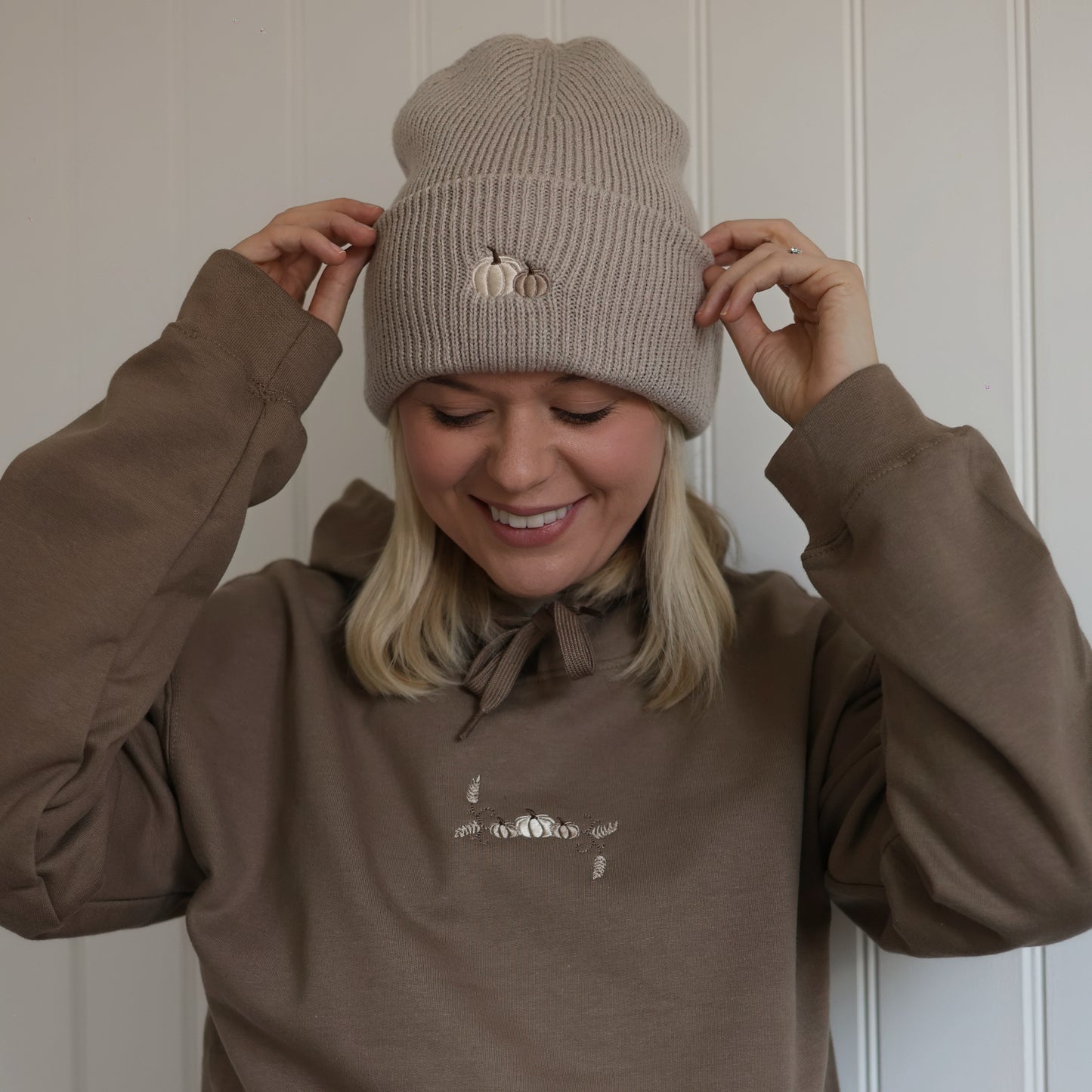 Embroidered Cotton Blend Hoodie - Pumpkin Farm - Mocha