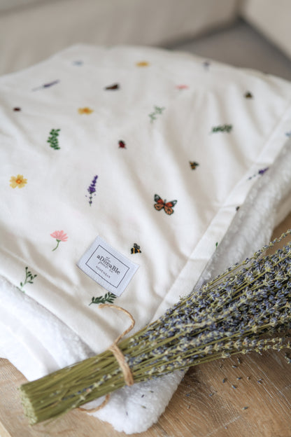 Supersize Soft Blanket - Bumbles & Butterflies