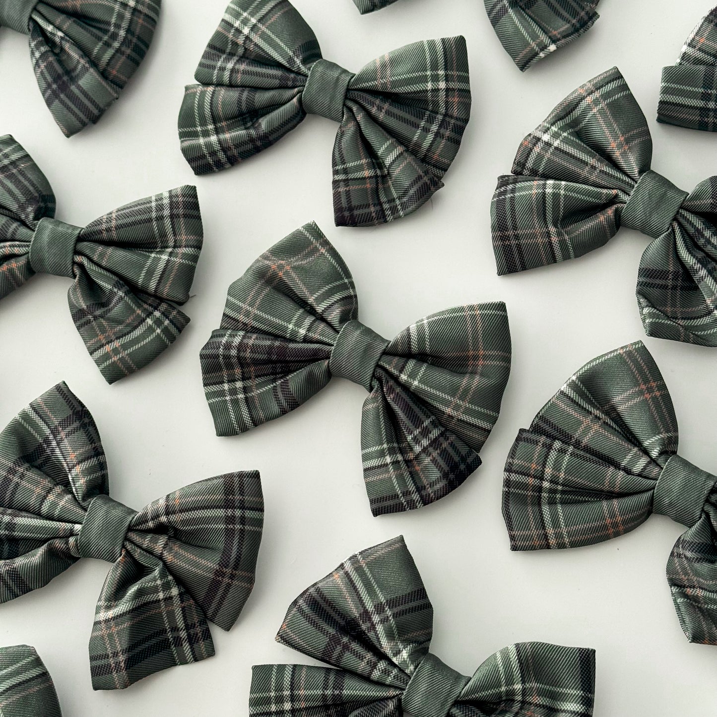 Sailor Bow Tie - LUXE Hunter Green Plaid