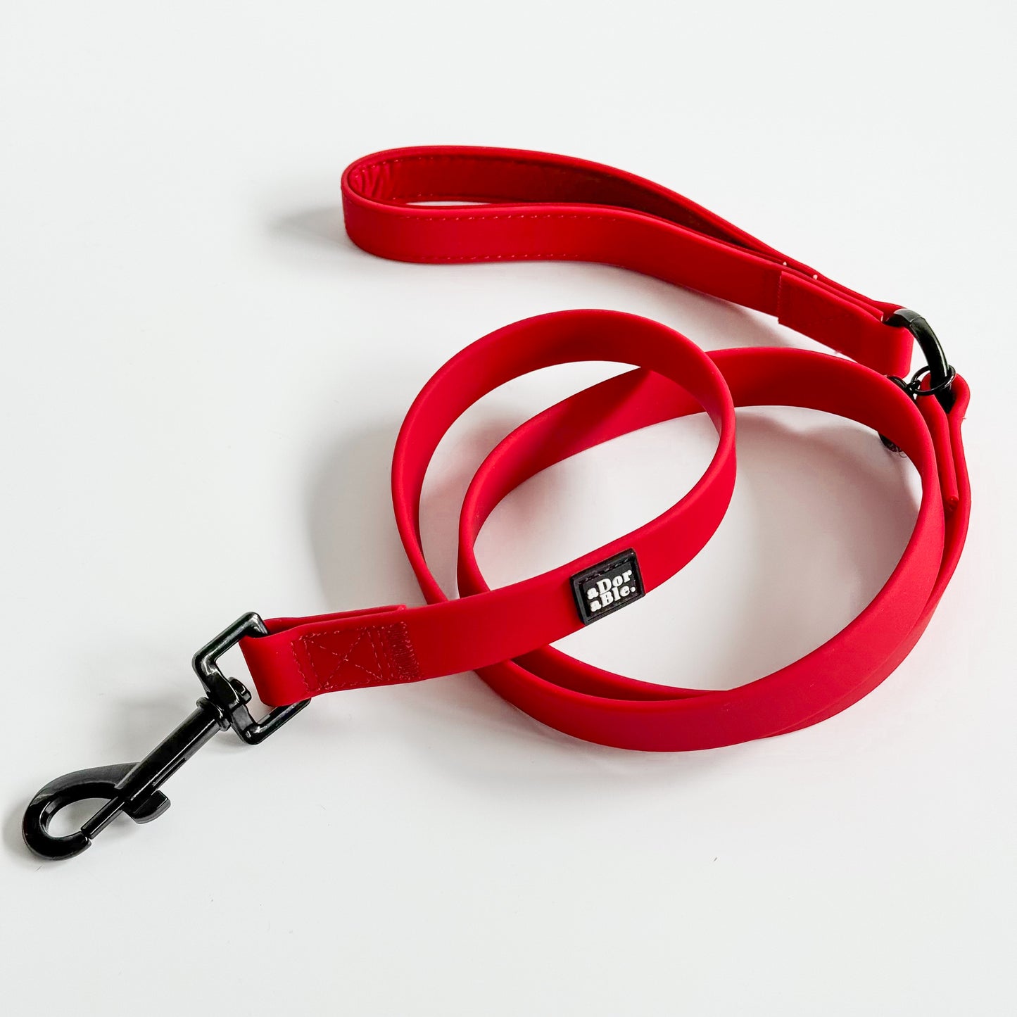 HydroFlex™ Two-tone Waterproof Dog Lead - Velvet Red