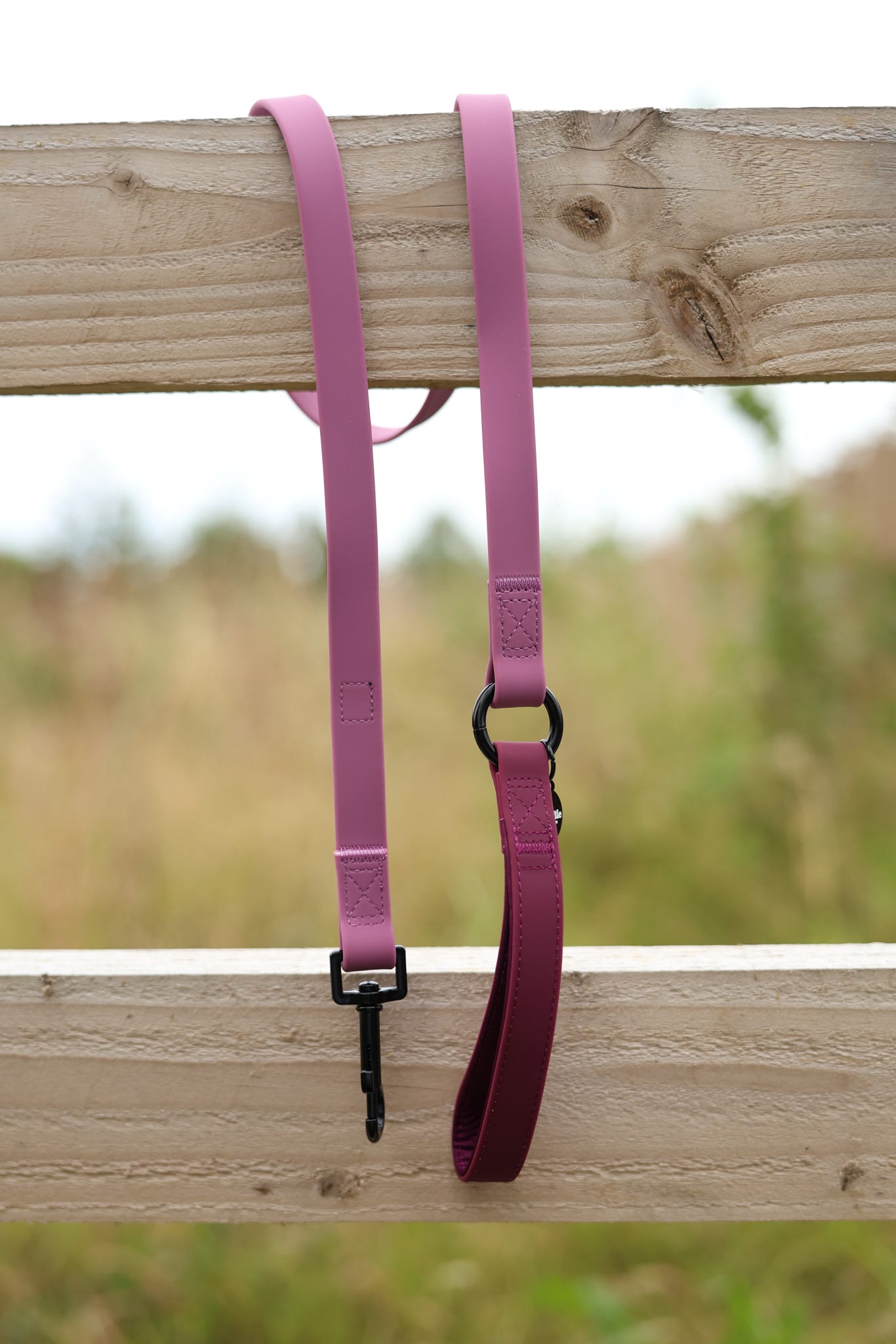 HydroFlex™ Two-tone Waterproof Dog Lead - Mauve