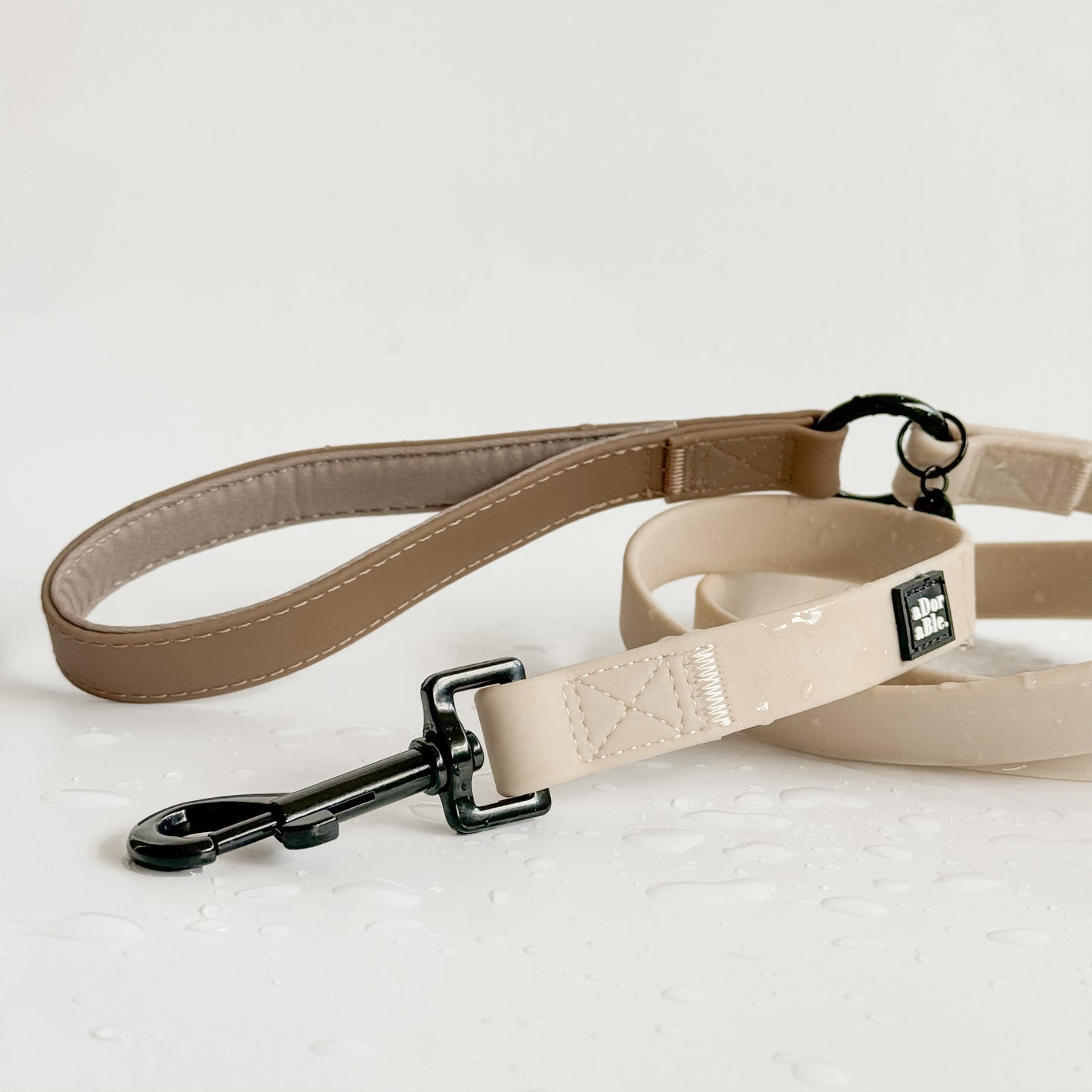 HydroFlex™ Two-tone Waterproof Dog Lead - Coconut Cream