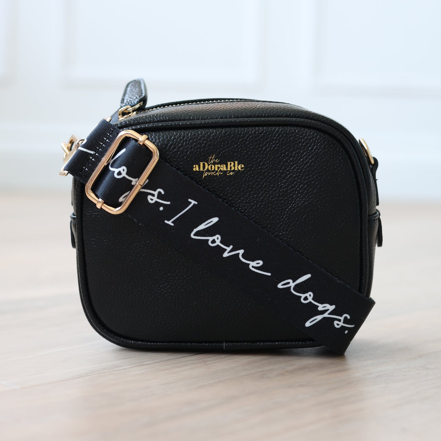 LUXE Vegan Leather Shoulder Bag - Black - 'I love dogs' - Clearance