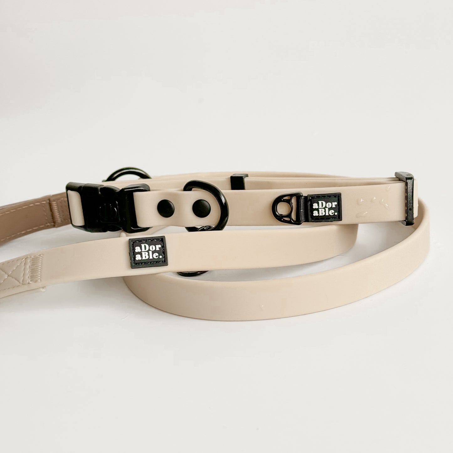 HydroFlex™ Two-tone Waterproof Dog Lead - Coconut Cream