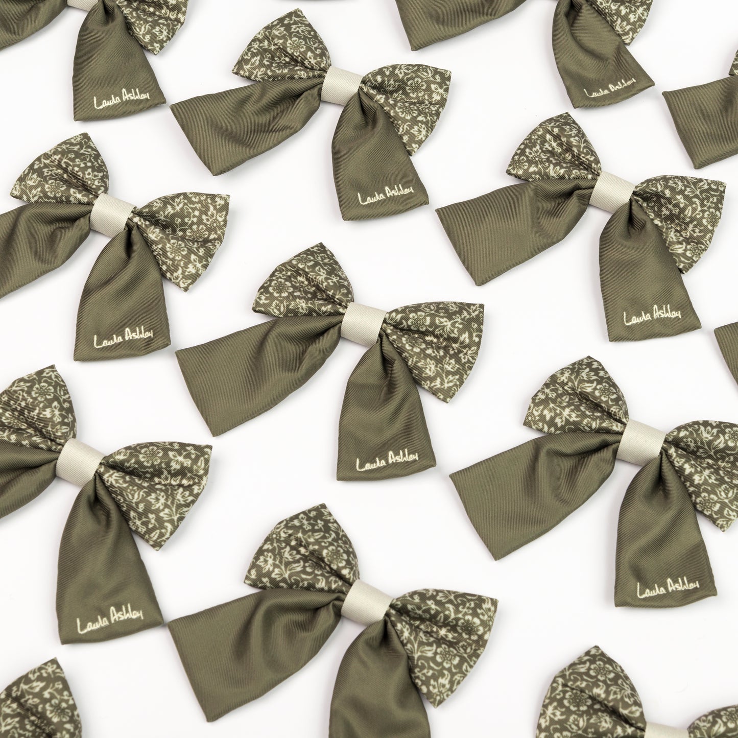 Laura Ashley Dog Sailor Bow Tie - Sweet Alyssum