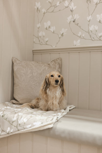 Laura Ashley Dog & Puppy Bed Blanket - Magnolia Grove