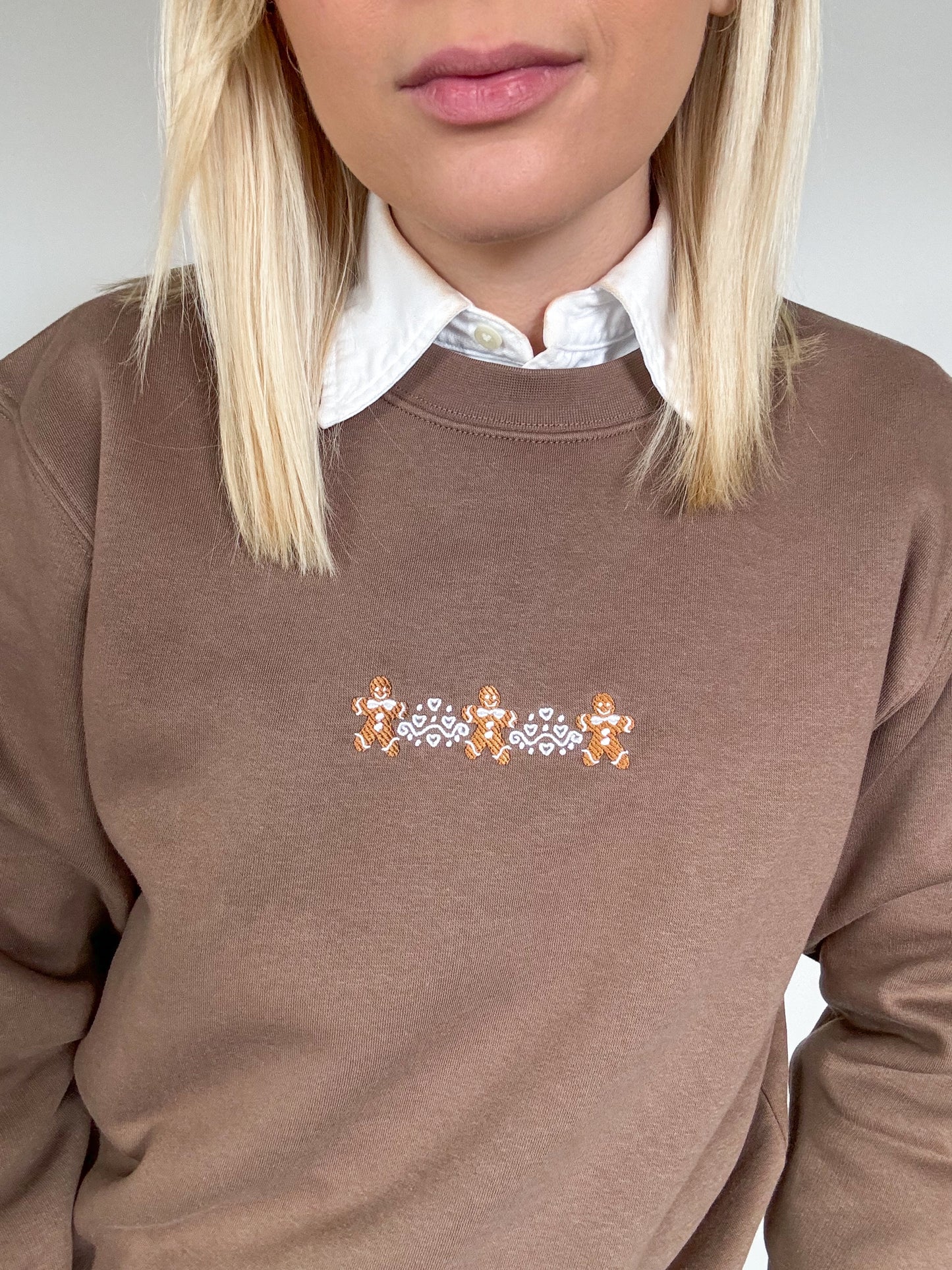 Embroidered Signature Sweatshirt - Gingerbread Bakery - Mocha