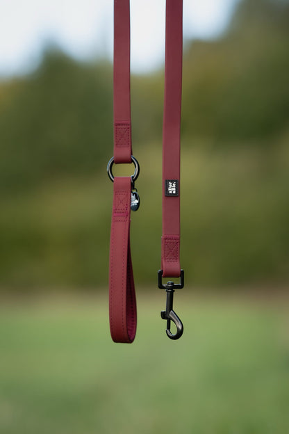 HydroFlex™ Waterproof Dog Lead - Merlot