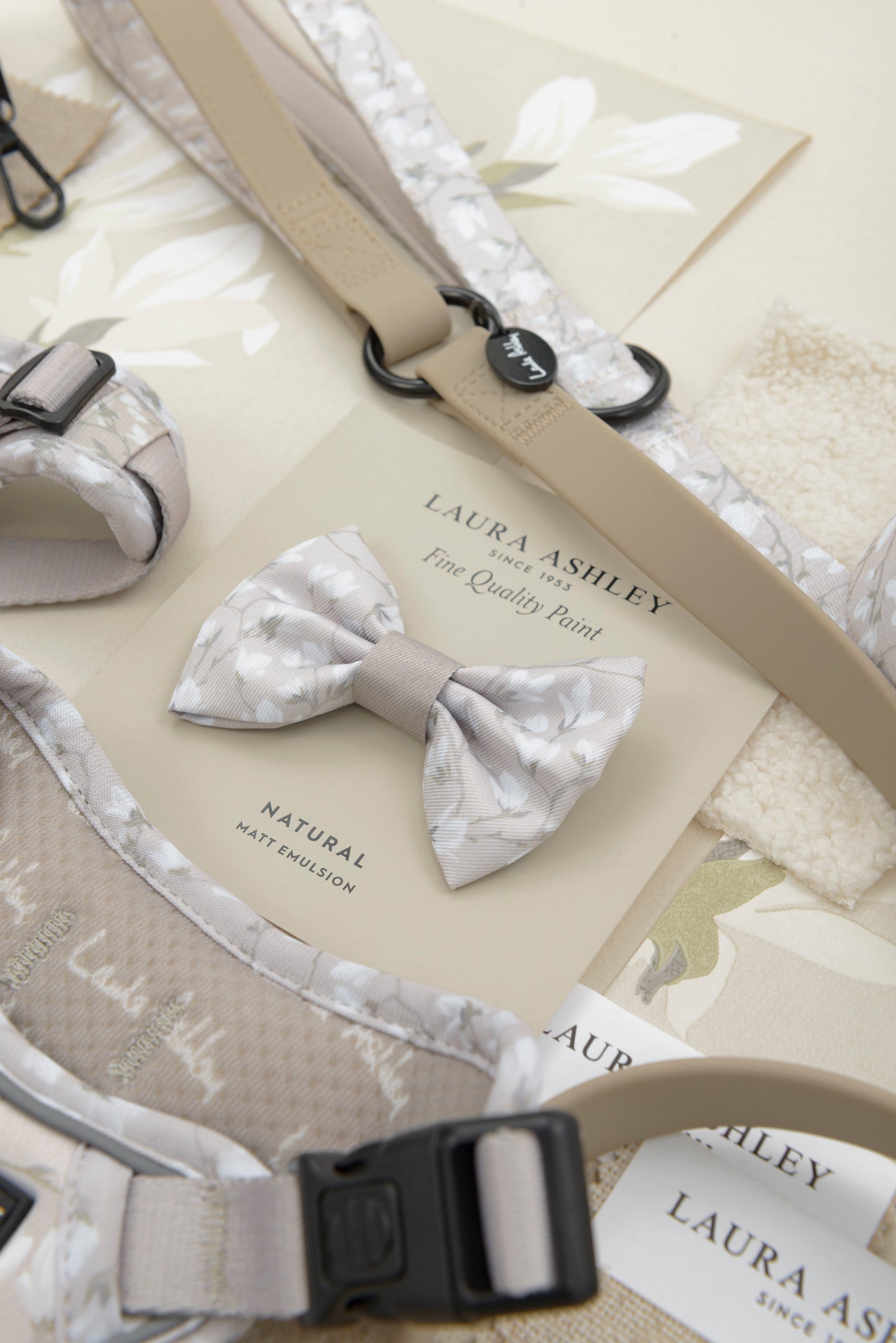 Laura Ashley Dog Dickie Bow Tie - Magnolia Grove
